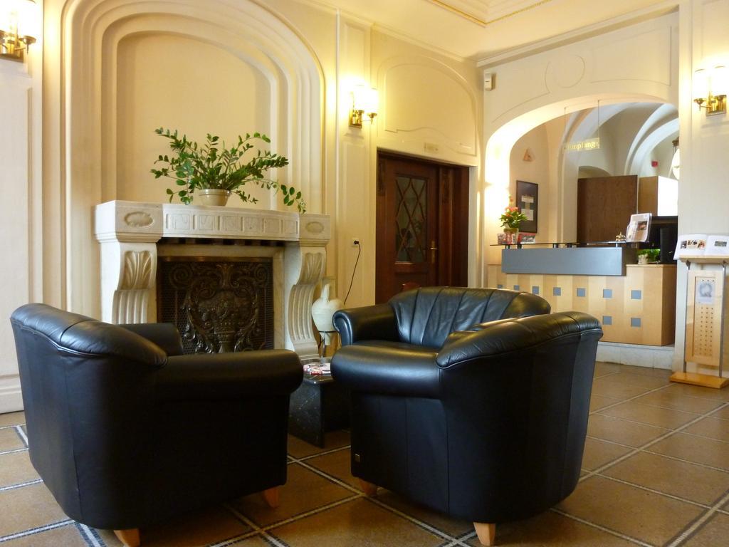 Hotel Schloss Schweinsburg Neukirchen-Pleisse Interior photo